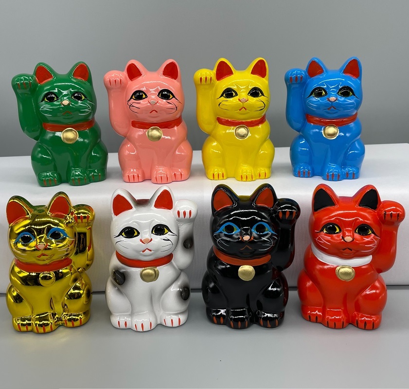 株式会社梅月冨本人形園｜常滑焼招き猫の窯元｜日本シェア80％