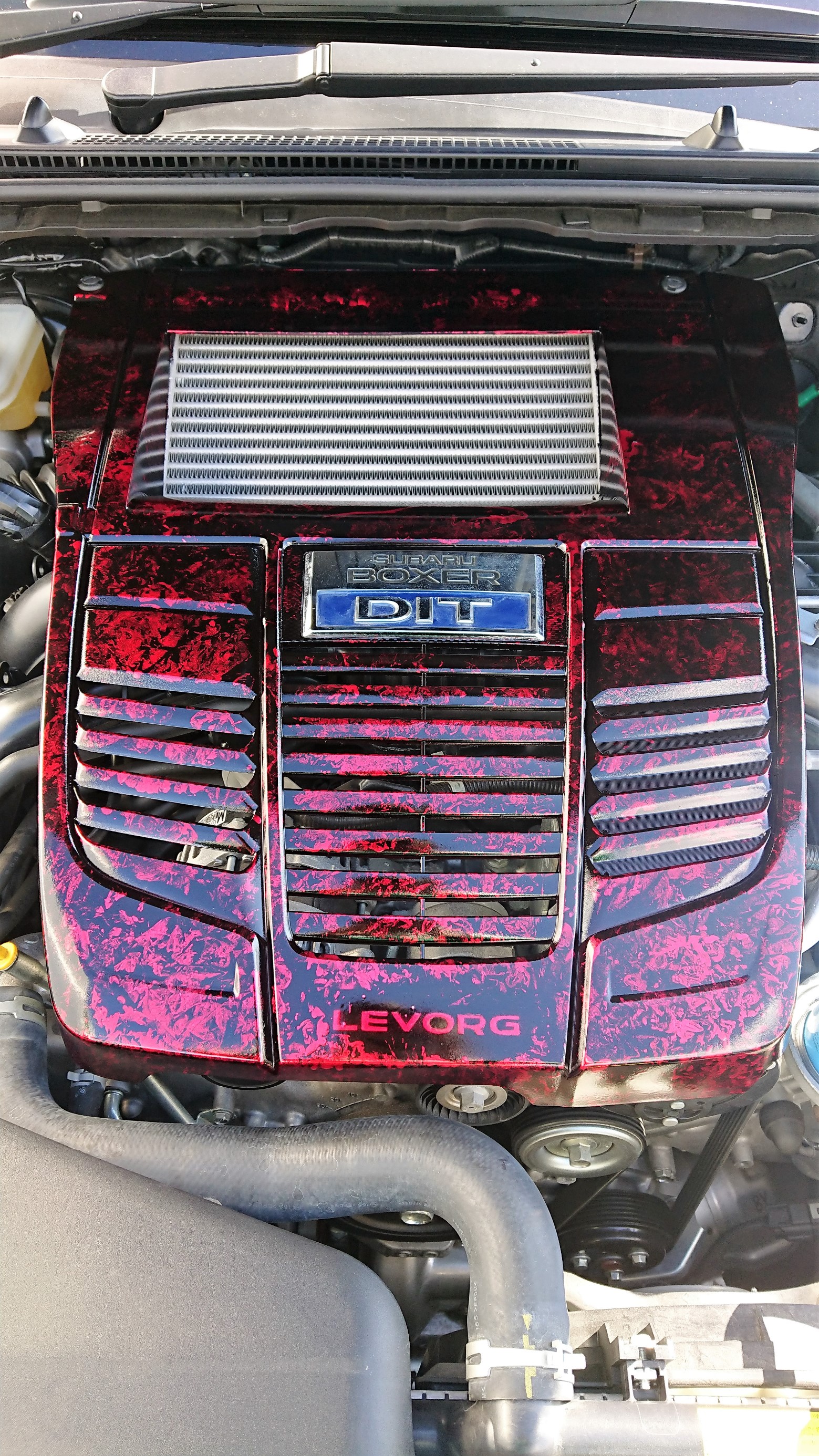 Z34 エンジンカバー ラップ塗装 エンブレム スワロフスキー加工