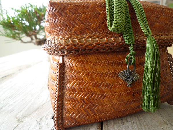 御所籠 - 竹虎四代目がゆく！