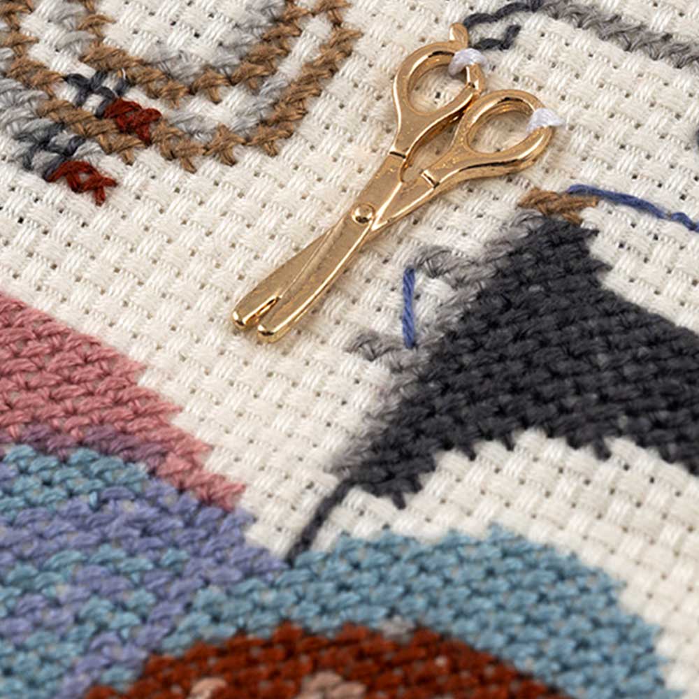 ホビーラホビーレ クロスステッチフレーム［夢見るアトリエ］: キット