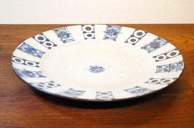 砥部焼 陶彩窯 古砥部 7寸皿（帯文） | 内田屋通販