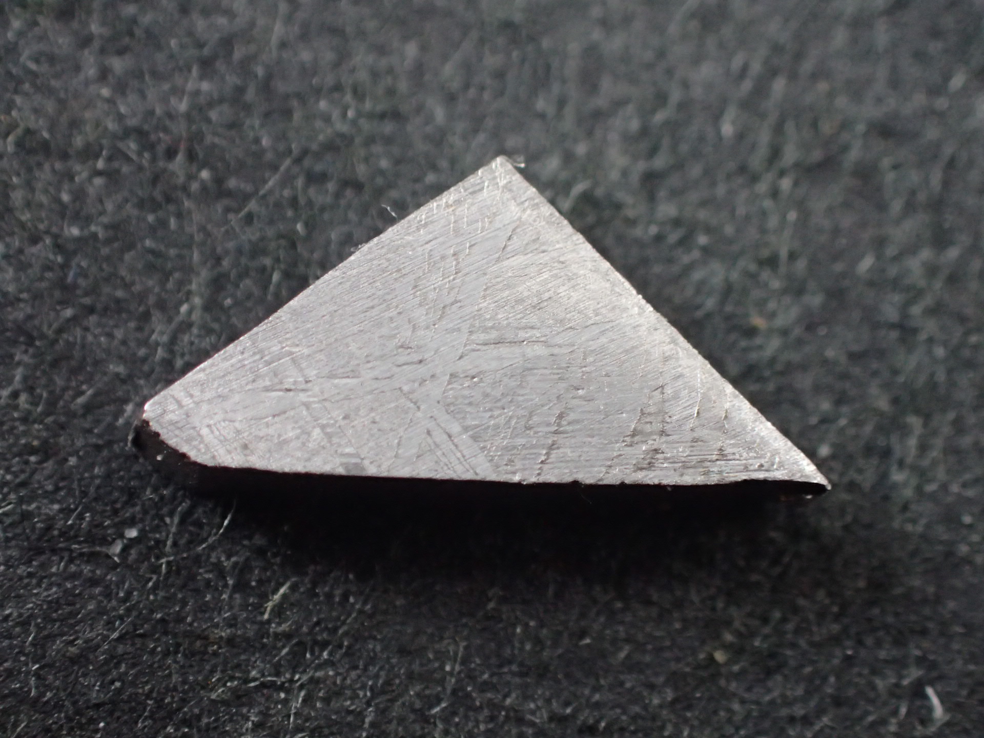 最高品質ギベオン隕石(Gibeon Meteorite) 落下地 ： Great Namaqualand