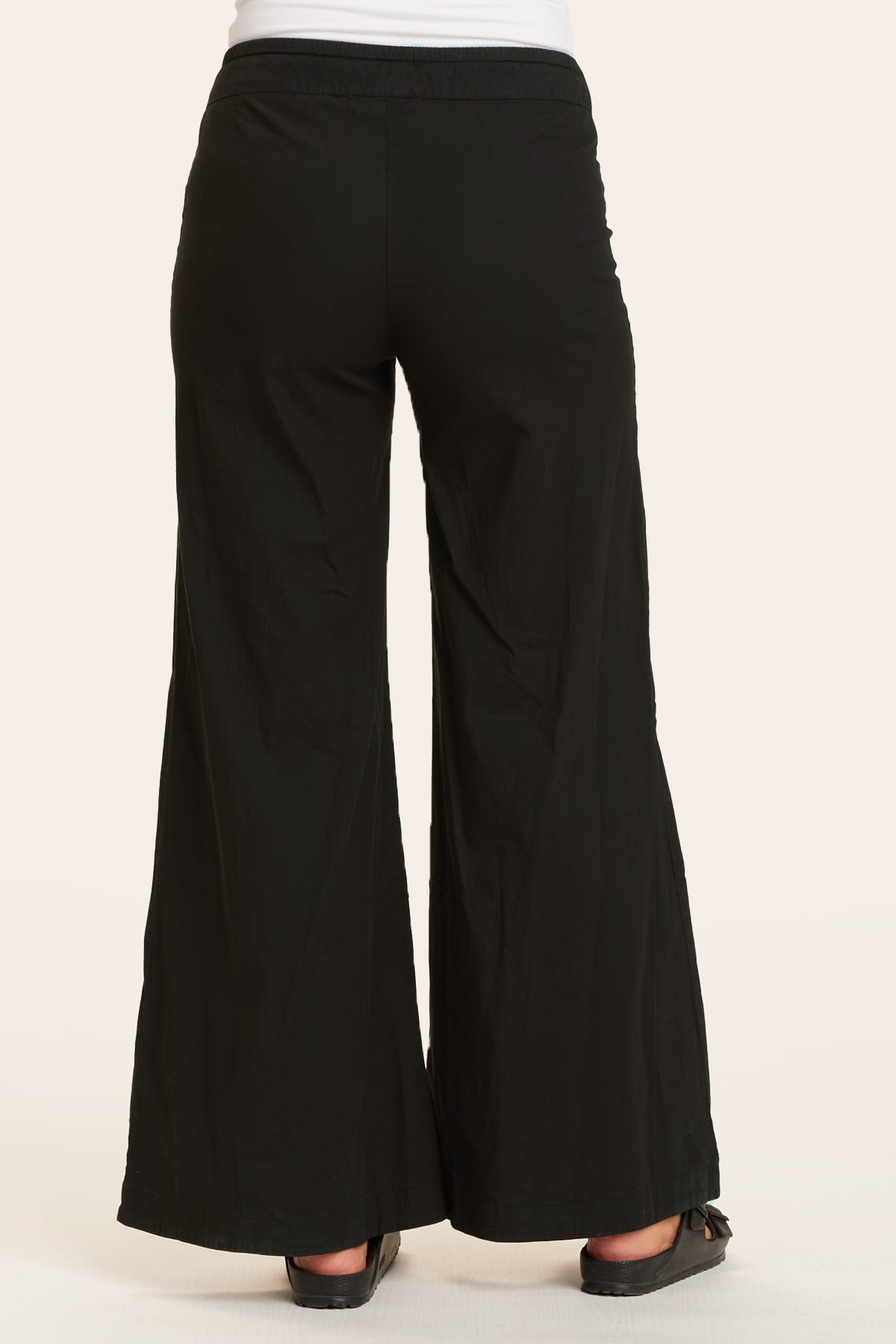 Terraced Wide Leg Pant in Black