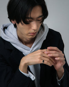 オニキス オーバル シグネットリング シルバー | XOZ 天然石リング