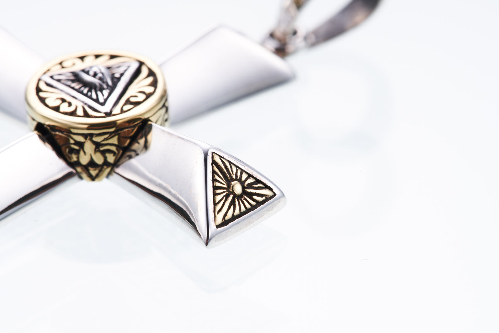 ZOCALO ソカロ｜Eye of Providence Cross (White CZ) : Necklace Chain