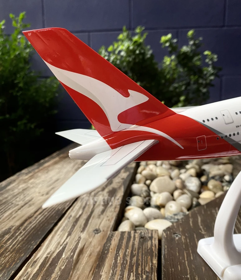 Aviation Aircraft Model Airbus A380 Qantas VH-OQF 1:200