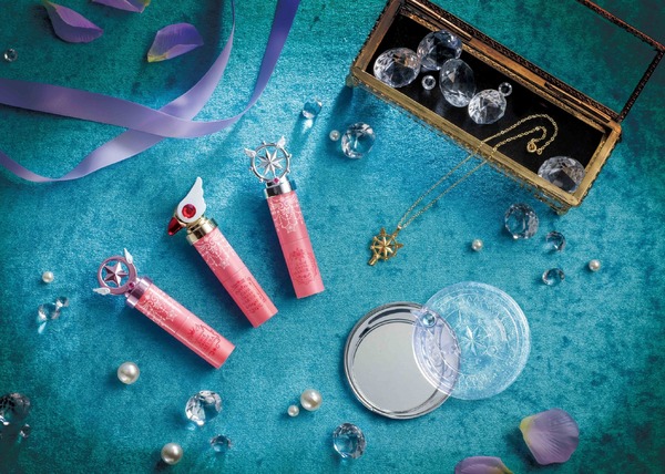 CCさくら」オトナ女子が持ちたいアニメグッズ！ リップ、ハンドミラー