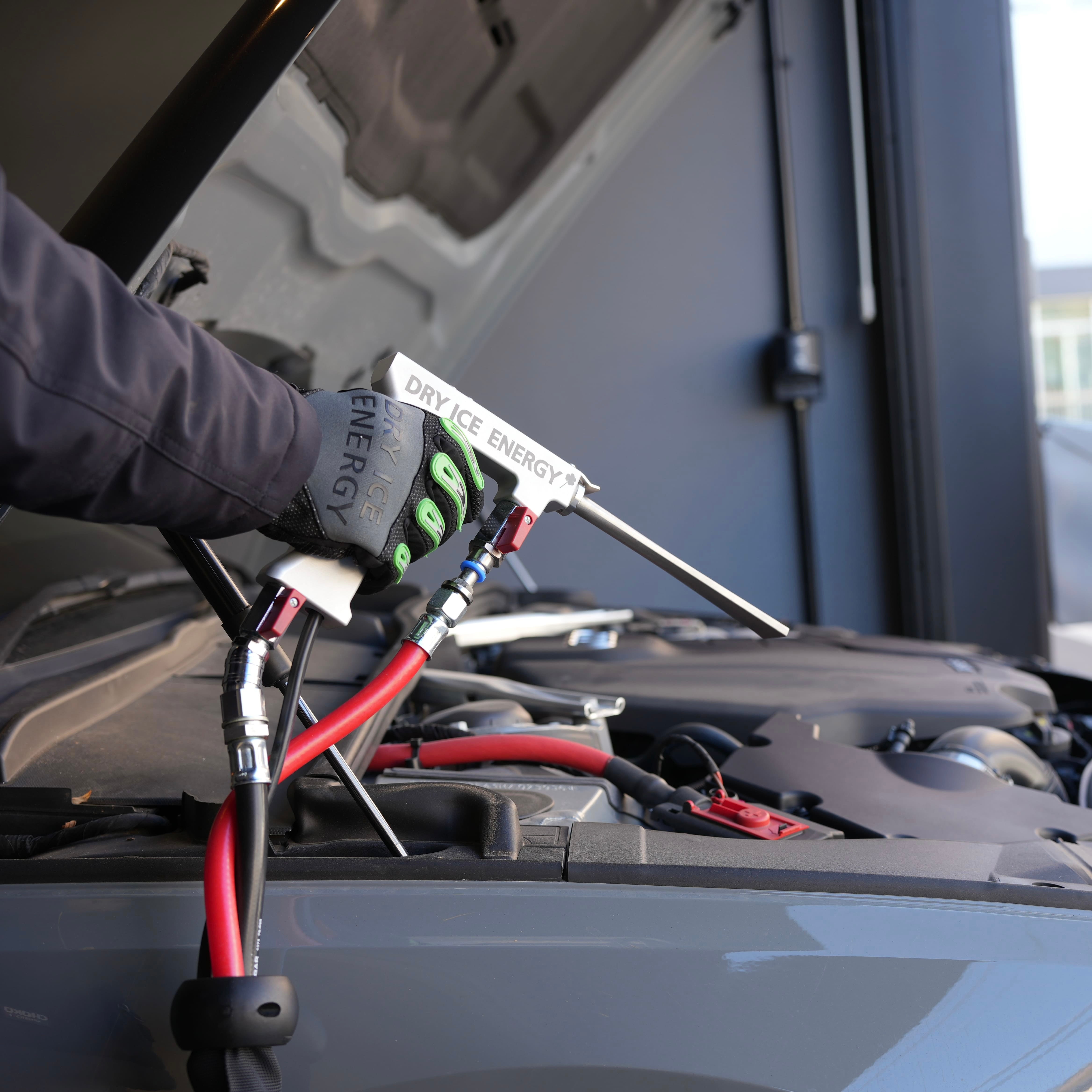 ドライアイス洗浄機（ドライアイスブラスト）｜Champ Turbo チャンプ