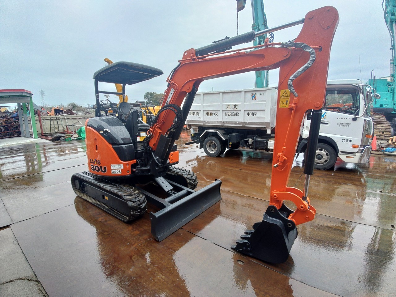 ID78891】ZX30U-5B | ミニ油圧ショベル | 株式会社アタッチリンク