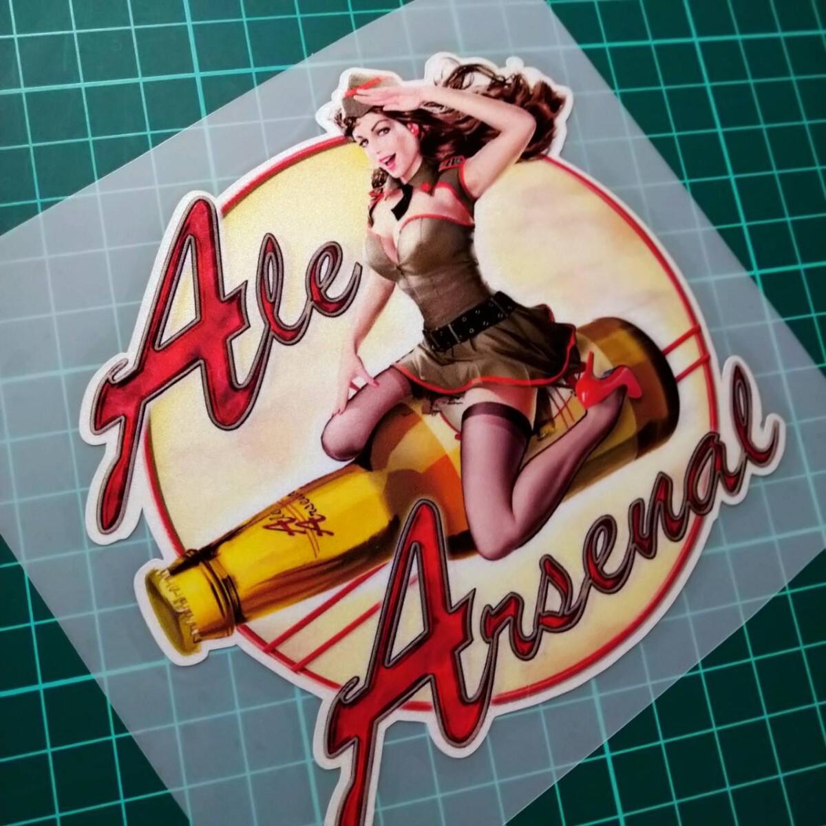 ピンナップガール ミリタリー風 ノーズアート ビール BAR アメリカ