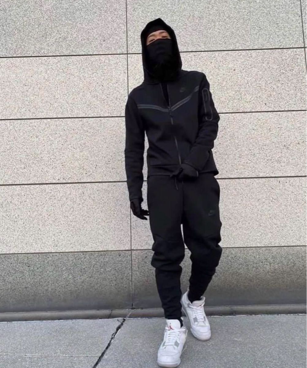 新品 ブラック メンズM/S テックフリース セットアップ NIKE 廃盤