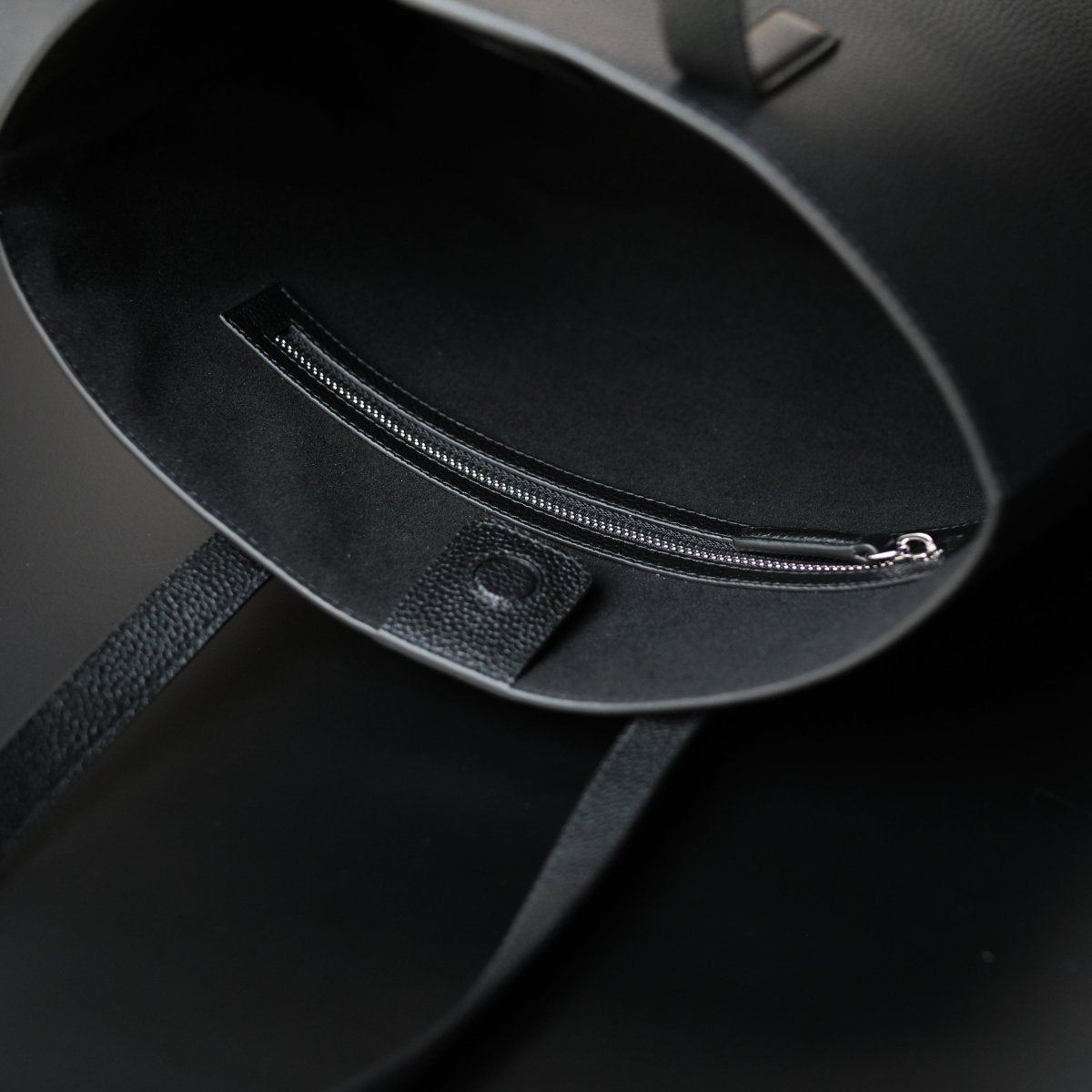 イタリアンレザートート｜aucentic(オーセンティック)