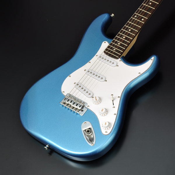 BST-1R/SOB (Bacchus / バッカス) エレキギター ストラトタイプ