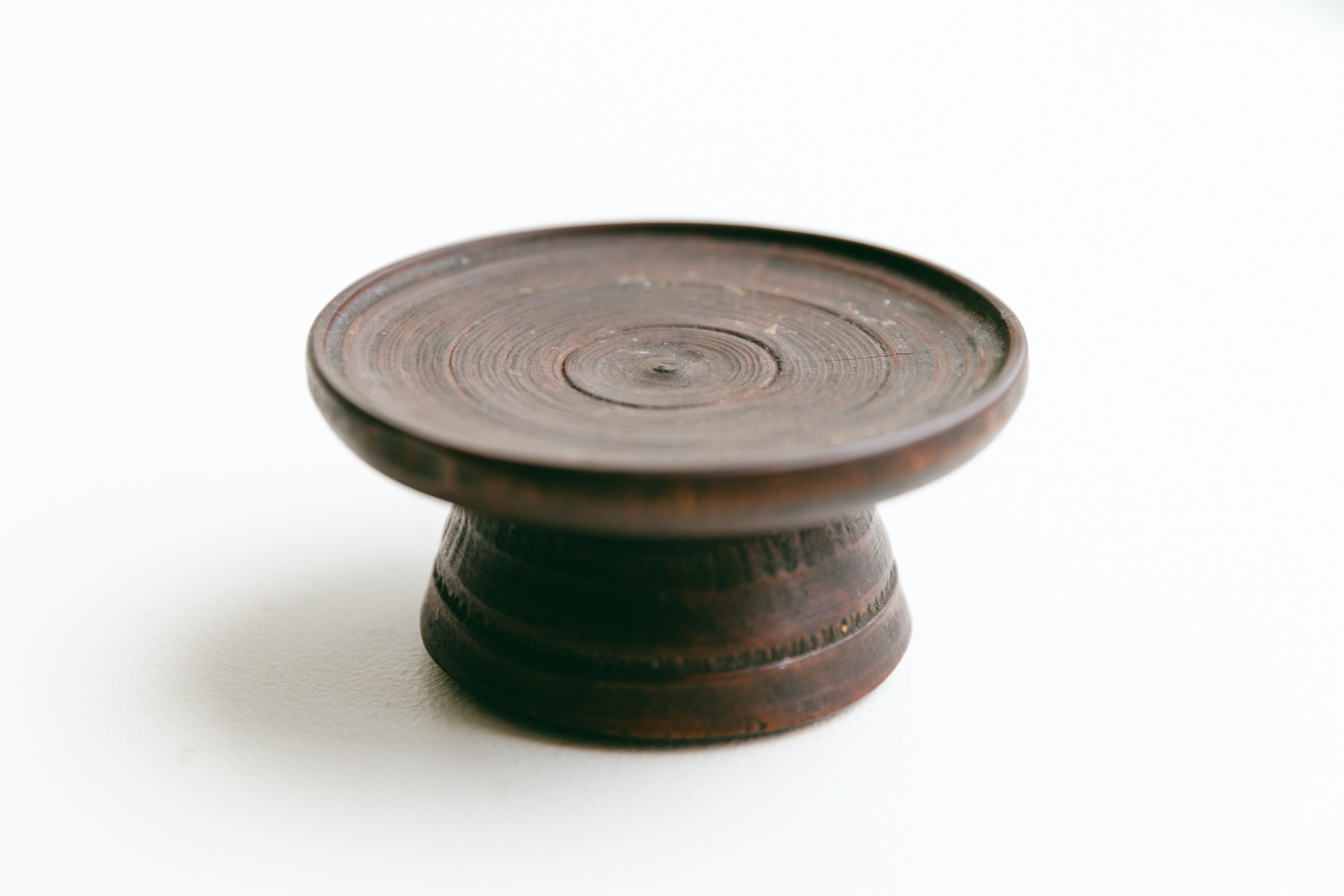 アンティーク品】李朝時代 木製高台（小サイズ：8BV） – BAKEAT