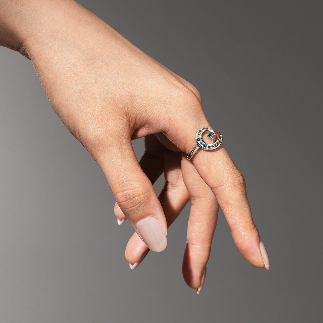 ビズー公式】アレキサンドライト K18/PTリング・クロマトフォア