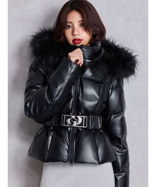 GYDA（ジェイダ）の「GDベルト付きフェイクレザーショートダウンコート