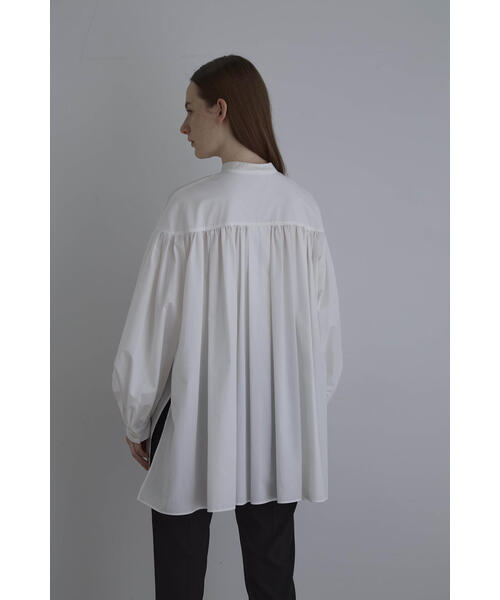 LE PHIL（ルフィル）の「ライトタイプライターギャザーブラウス