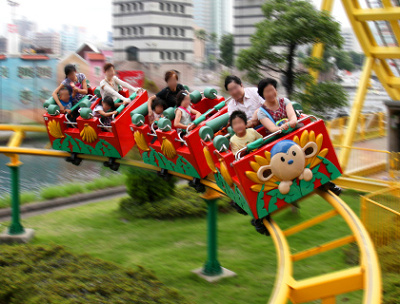 コスモワールド】ジェットコースター6選！料金＆特徴まとめ！最新VR