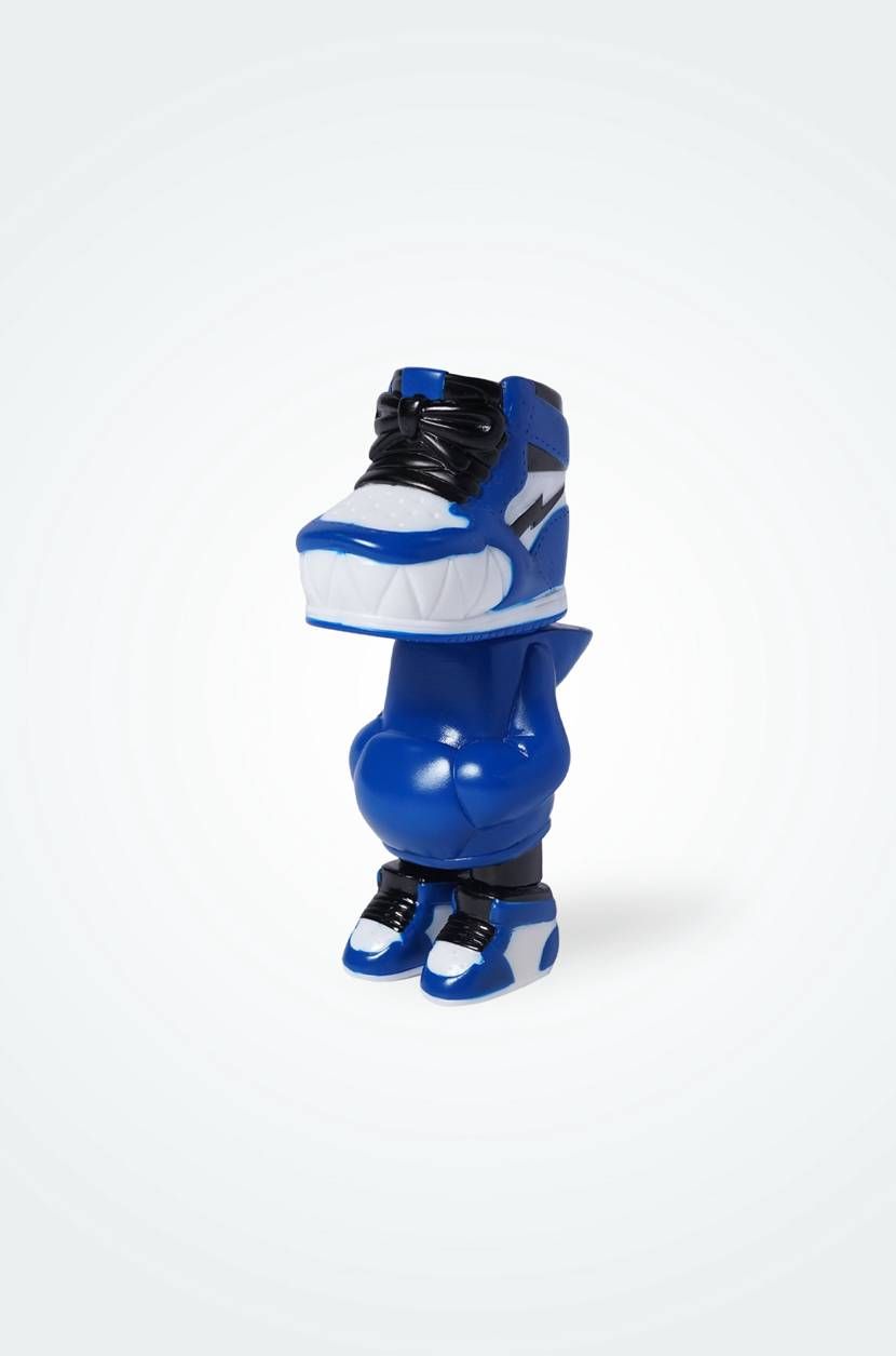 トウキョウガンズ スニーカーダンク×トウキョウガンズ ソフビトイ