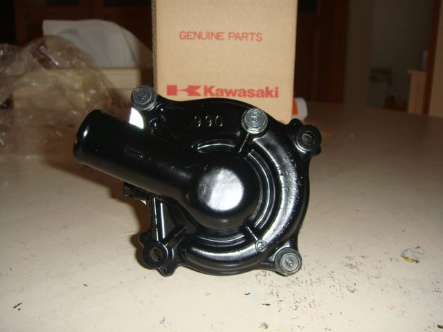 ウォーターポンプ交換（カワサキ GPZ900R）by two - みんカラ