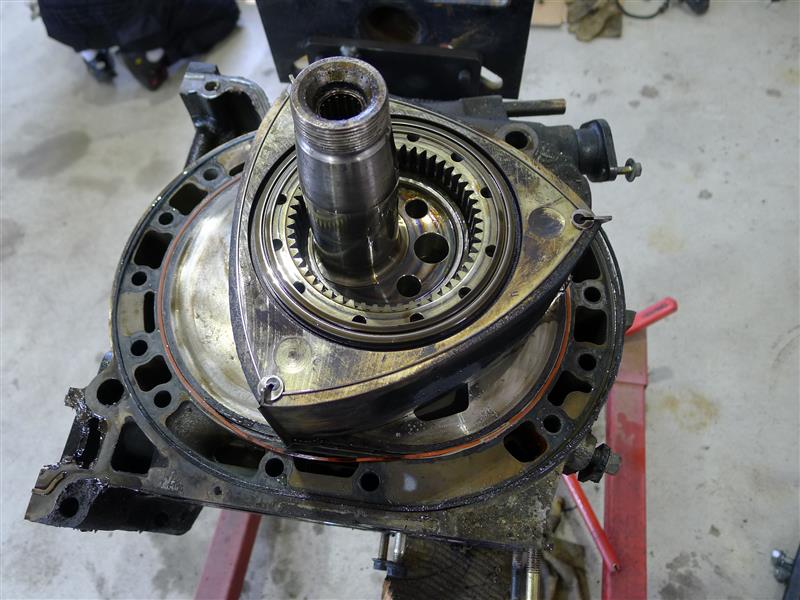 13B ロータリーエンジン分解④（マツダ RX-7・FD）by ゴロンボ警部