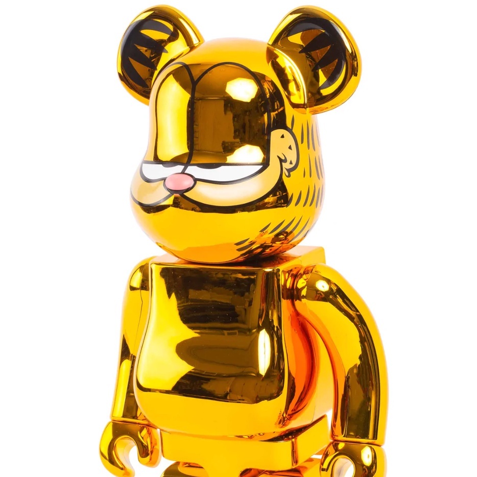 Bearbrick Garfield Gold Chrome 1000% – The Hype Room Official Store