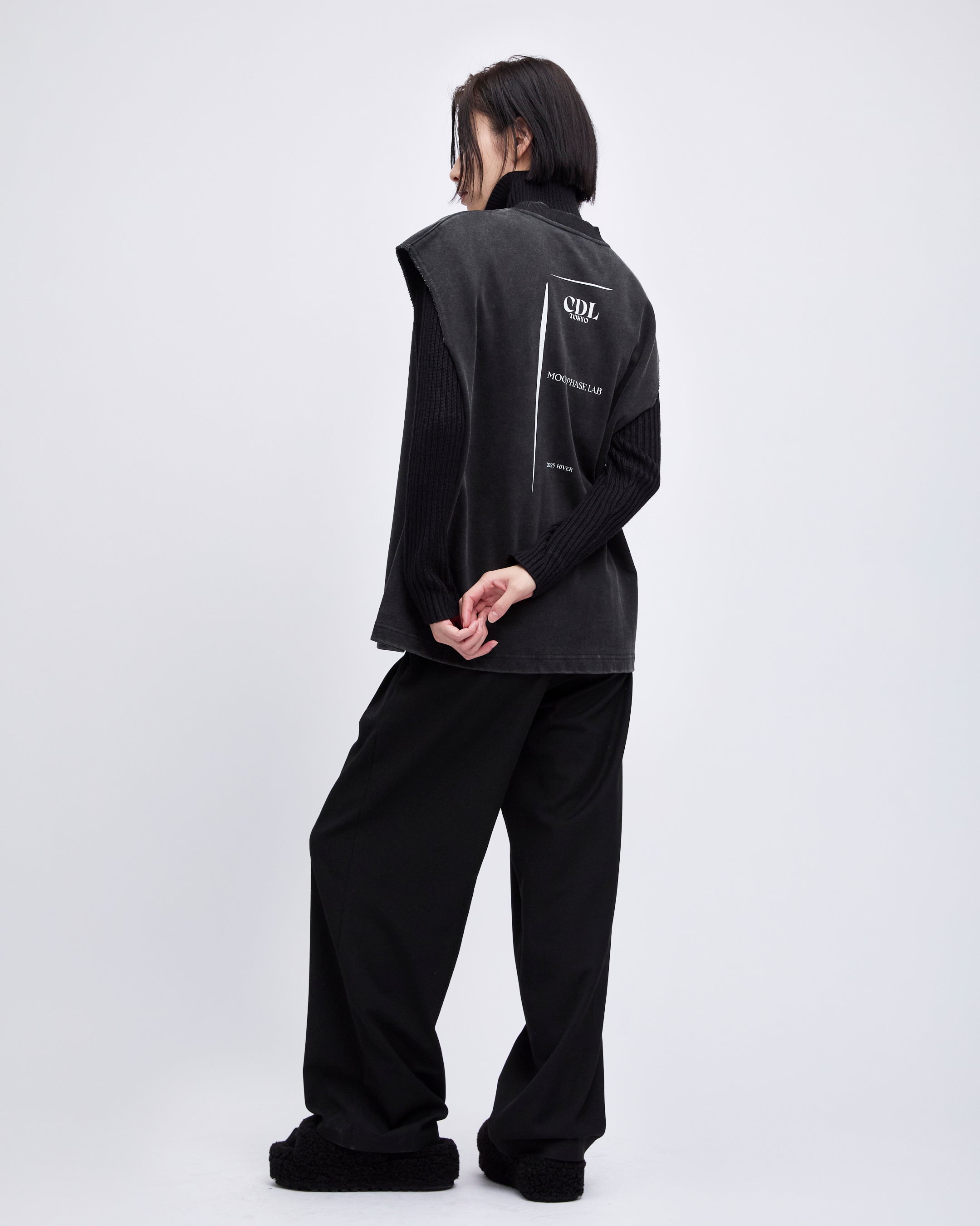 CDL Sleeveless Sweatshirt – CDL TOKYO