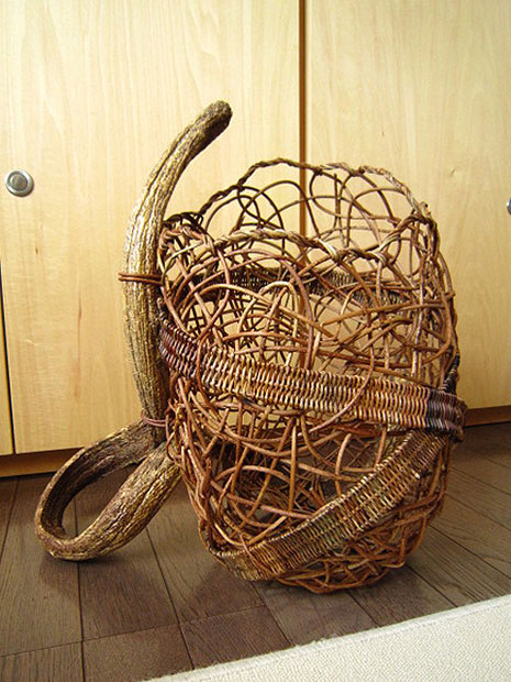 あけび蔓が山で採れるまで・その2 - ここち すたいる インテリア