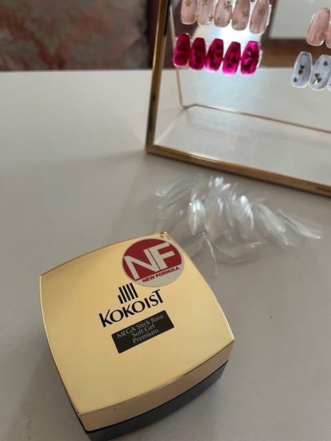 KOKOIST メガスティックベースソフトジェルプレミアム 4g | KOKOIST