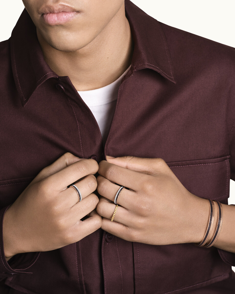 Quatre Radiant | Yellow Gold Mini Wedding Band | Boucheron US