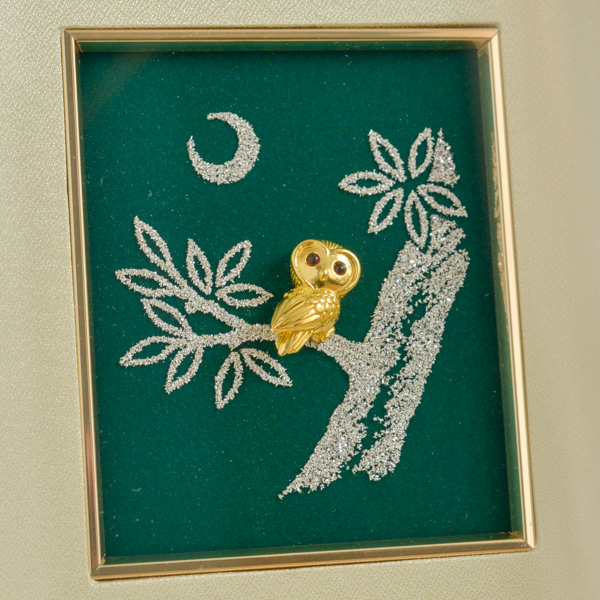 定価15万円】べっ甲フクロウの装飾アート 値下げ可 送料無料】 純金製
