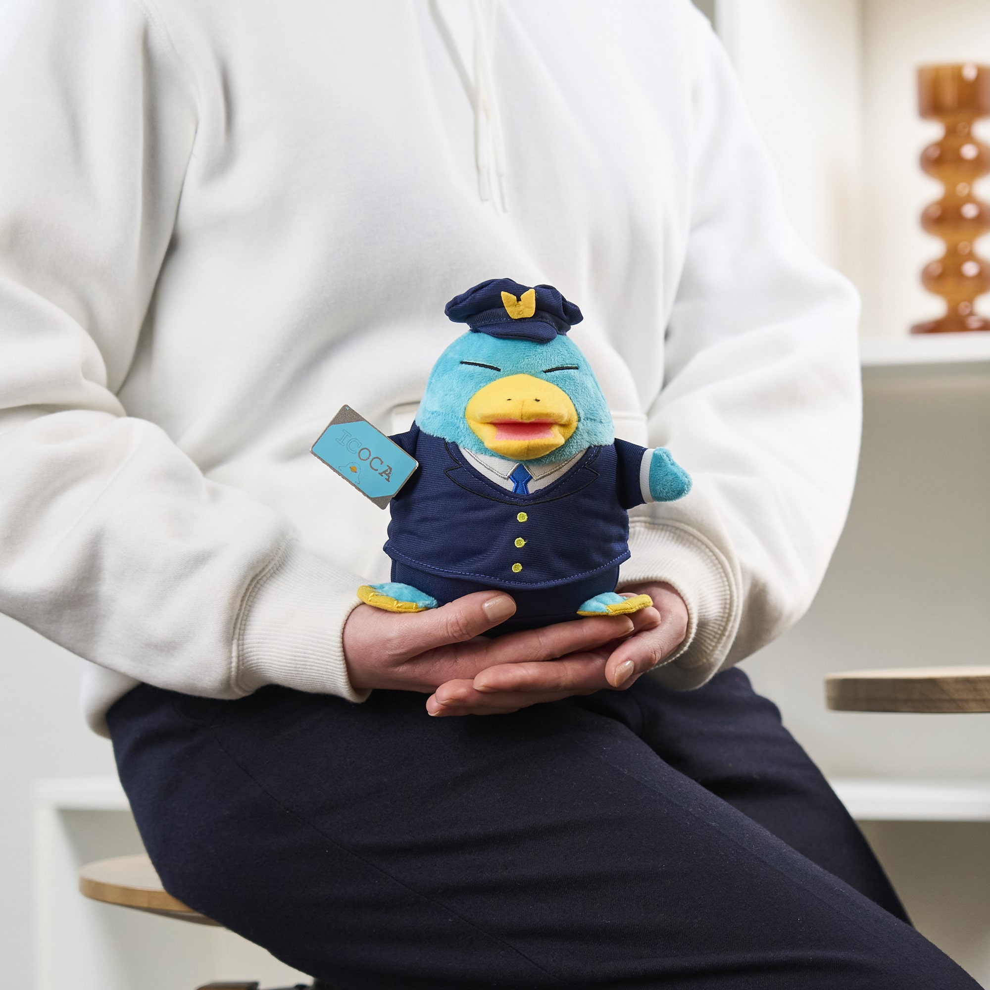 カモノハシのイコちゃん 駅員さんぬいぐるみ（S）: 鉄道グッズ