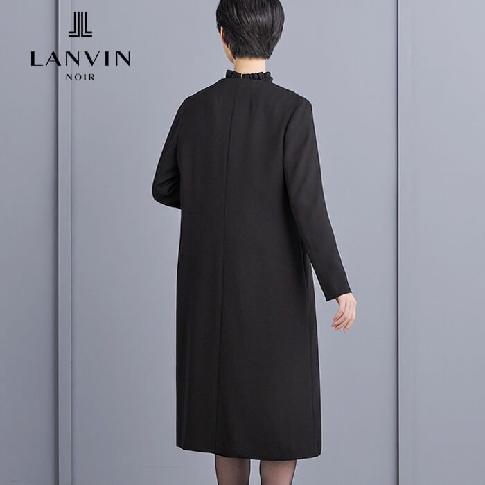 Vネックのロングジャケットアンサンブル 9号・ブラック｜東京ソワール