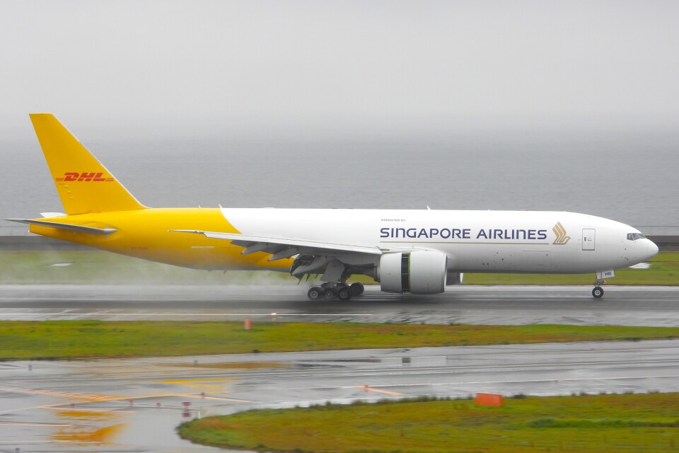 シンガポール航空 Boeing 777-200 9V-DHB 中部国際空港 航空フォト