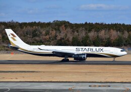 機体記号 : B-58302 (スターラックス) 航空機体ガイド | FlyTeam