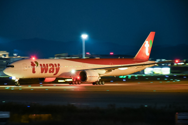 ティーウェイ航空 機材一覧 ボーイング777-300 | FlyTeam(フライチーム)