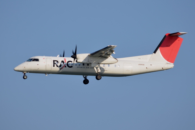 琉球エアーコミューター (RAC) 機材一覧 ボンバルディア DHC-8-300