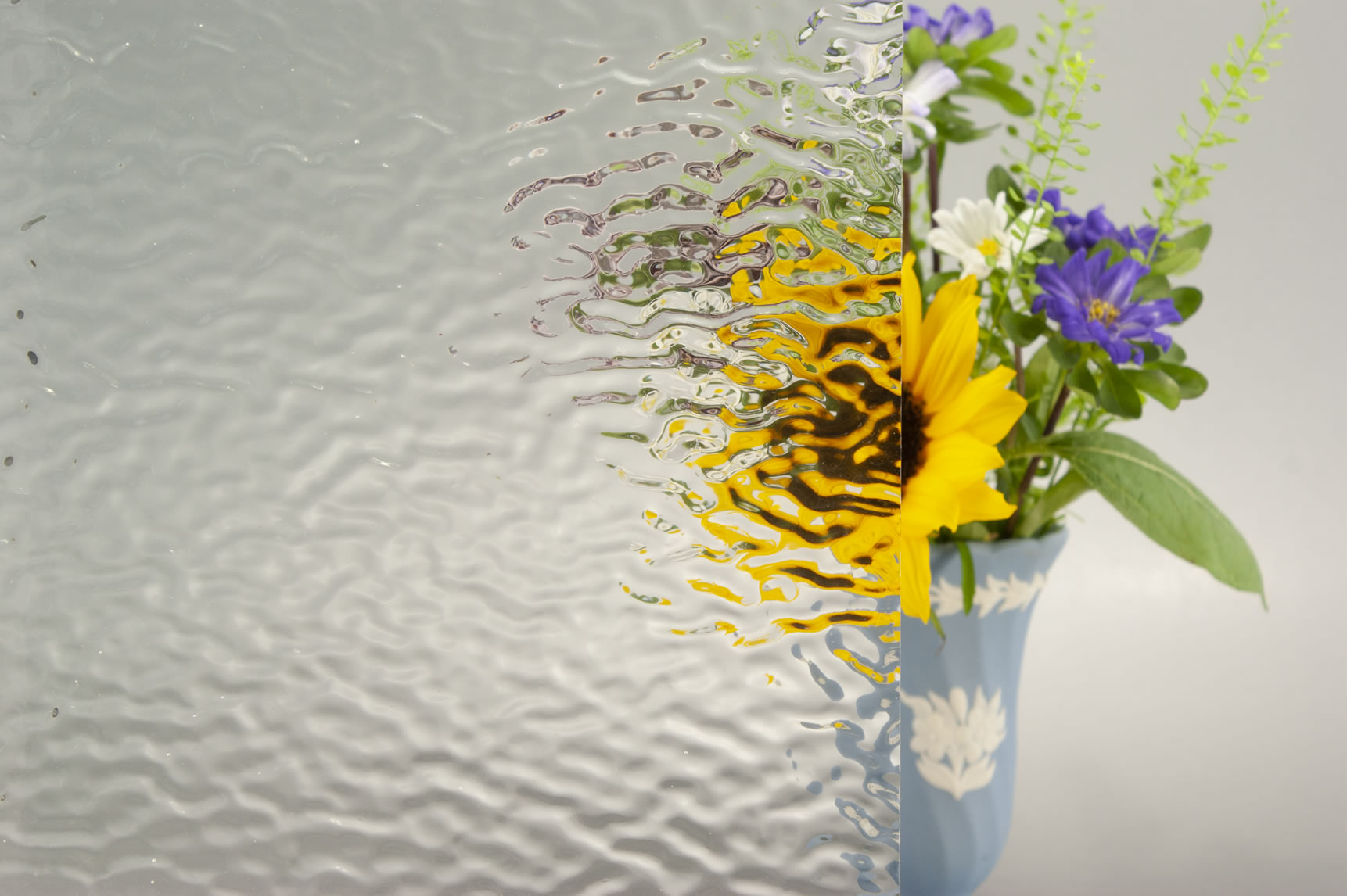 ウィスマークWR01「リップル クリア」 - がらすらんどホームページ