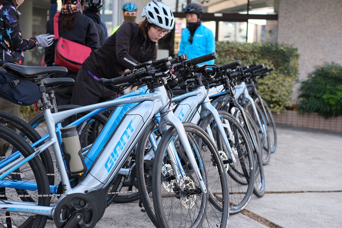 ESCAPE RX-E+ 80㎞スタッフインプレッション(男性スタッフ編