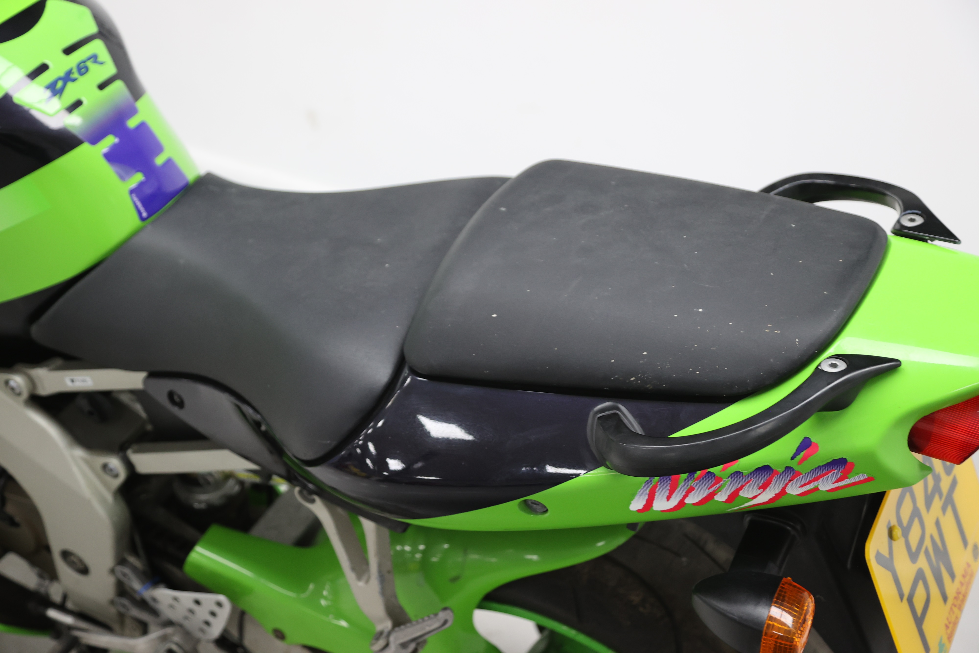 Lot 105 - 2001 Kawasaki ZX-6R Ninja