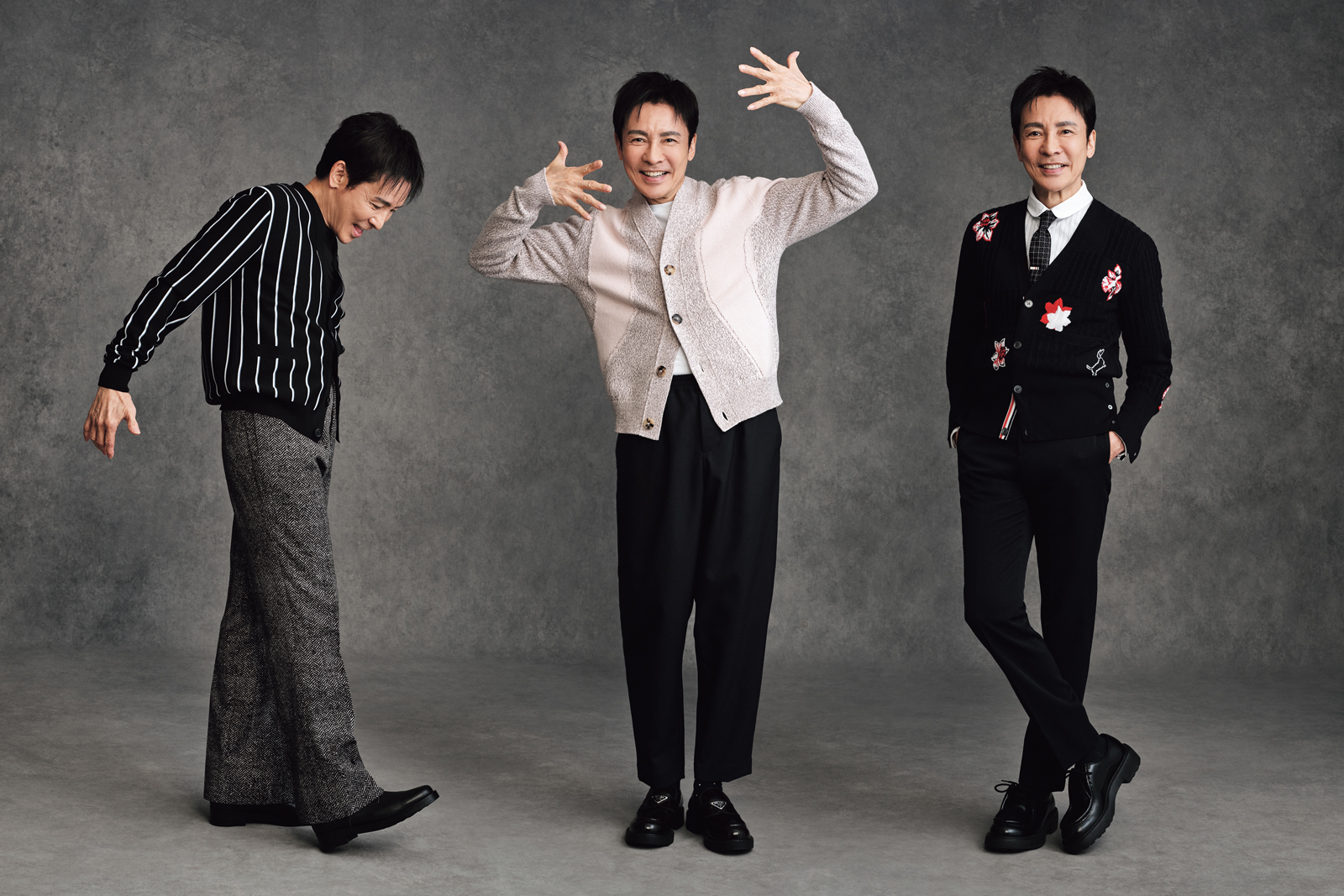 69歳・郷ひろみの私物公開。ロゴT、スニーカー、カーディガン、日傘