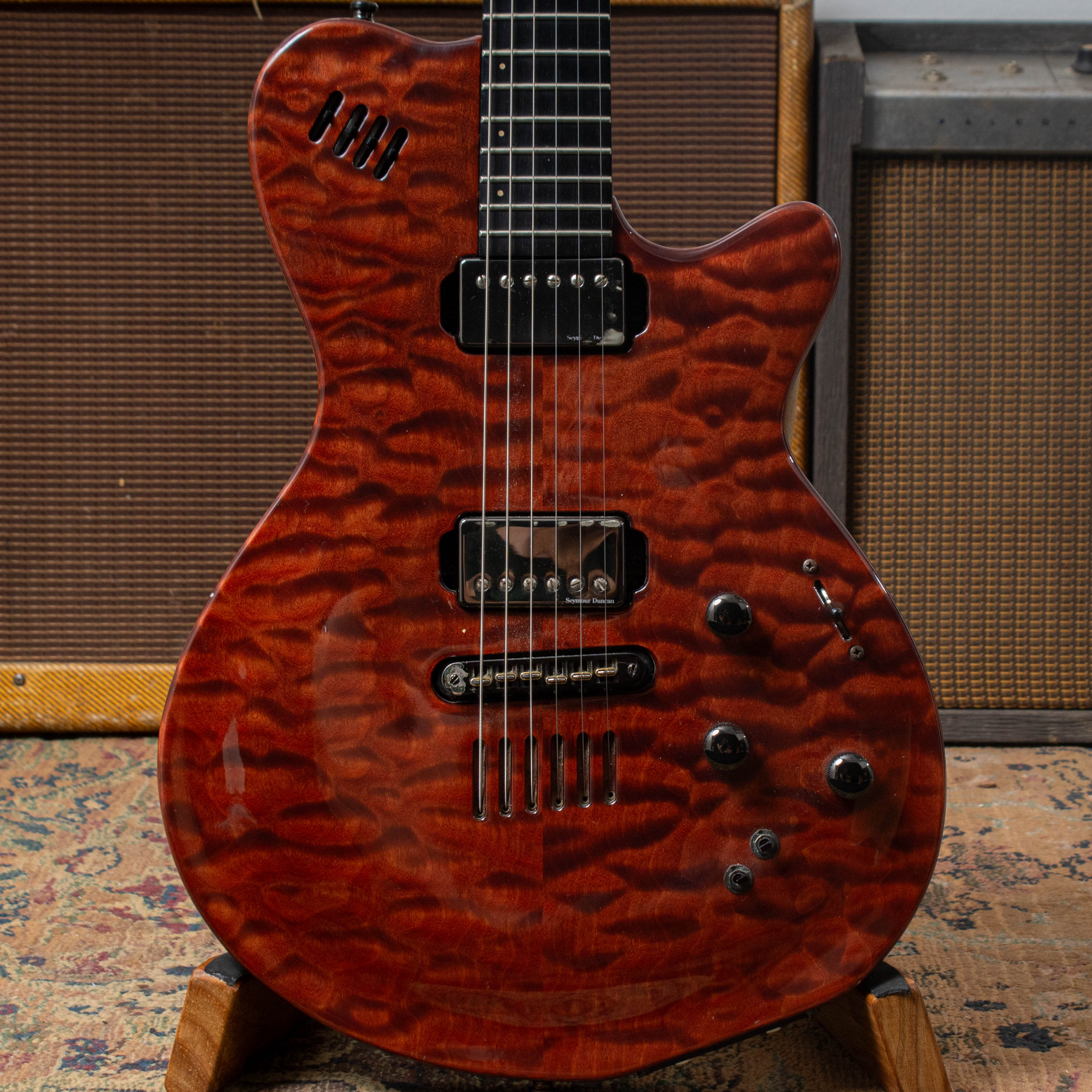 1999 Godin LGX-SA – Garrett Park Guitars