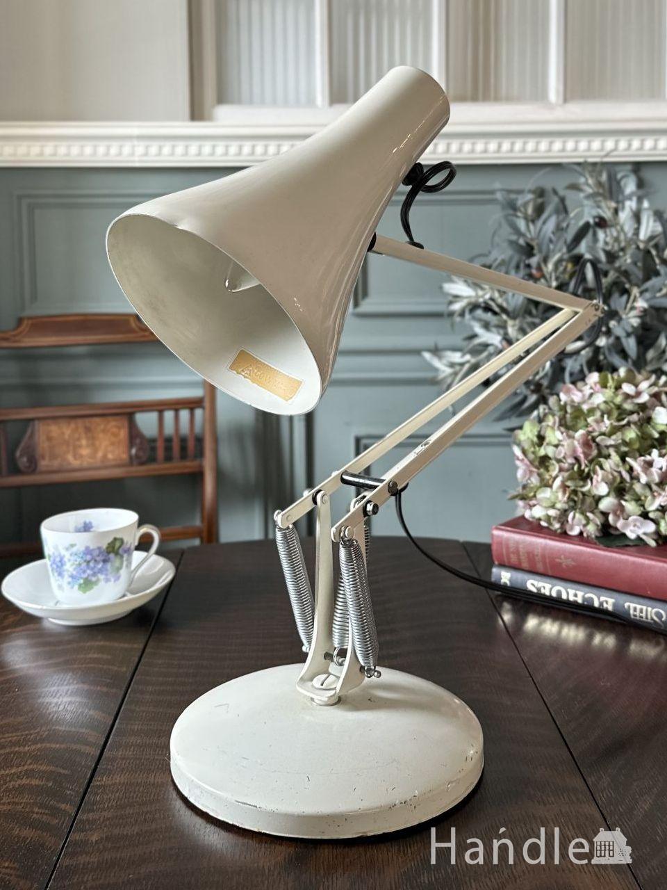 インダストリアルなアンティーク照明、ライトグリーン色のデスクランプ