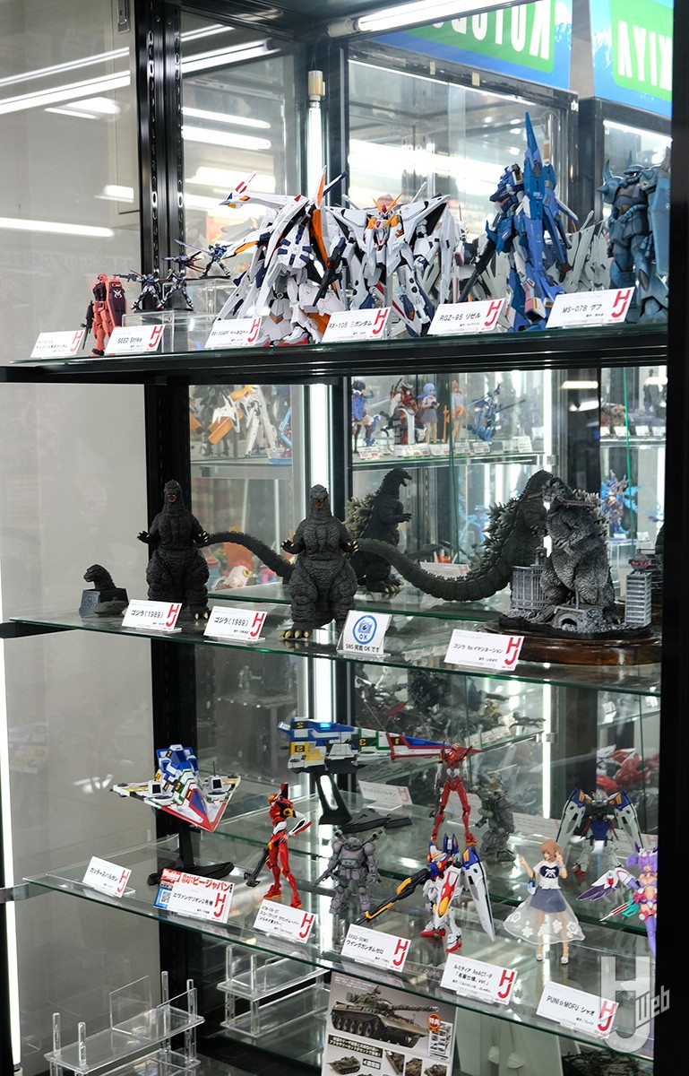 表紙作例展示中】「RX-105 Ξガンダム」、「ARX-105FF ペーネロペー