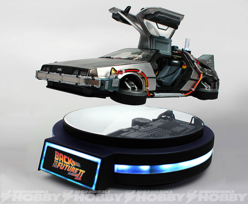 BTTF2』より、浮遊シーンの再現が可能なkidslogic社製「デロリアン