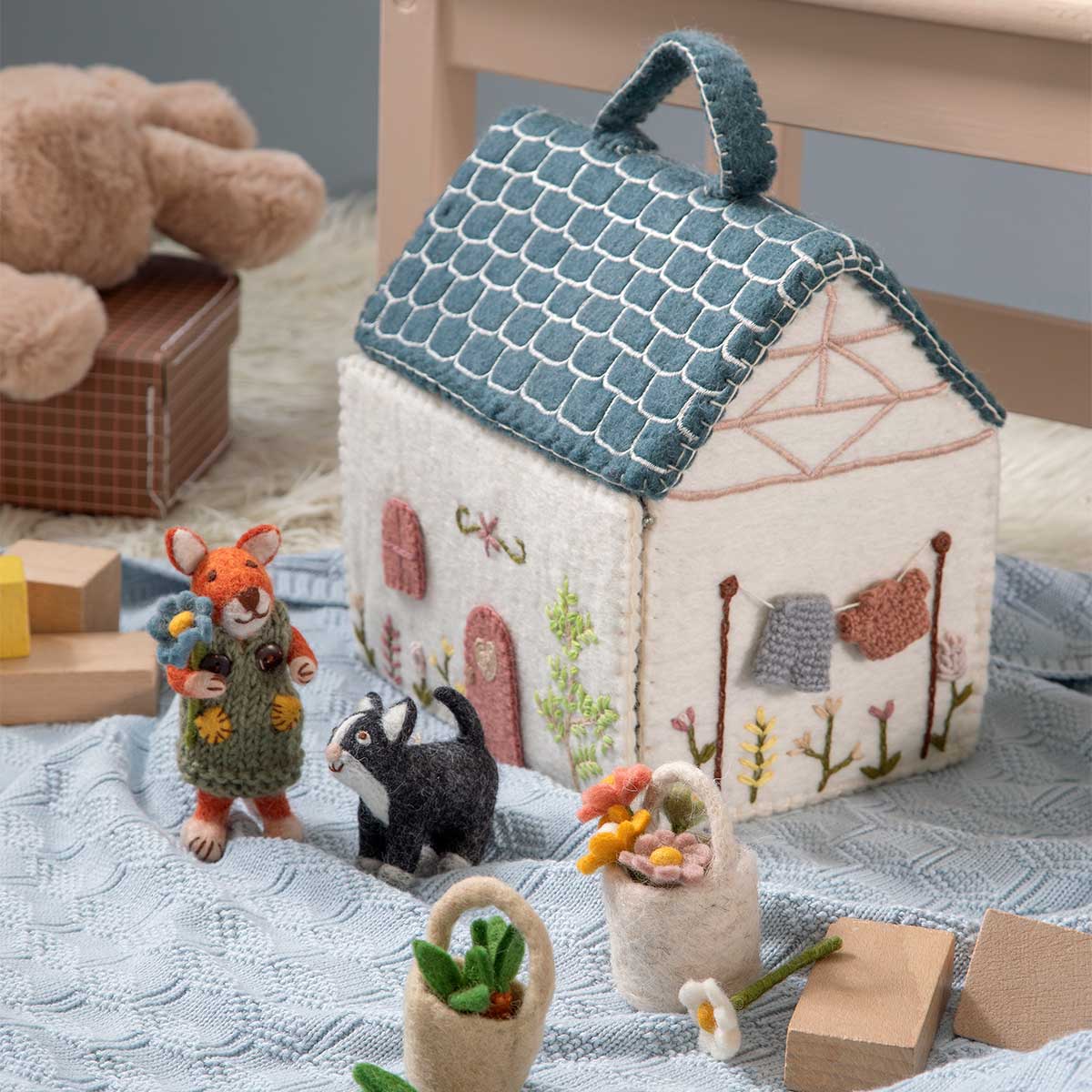 Gry&Sif グライアンドシフ ドールハウス ( 青い屋根 )｜北欧雑貨