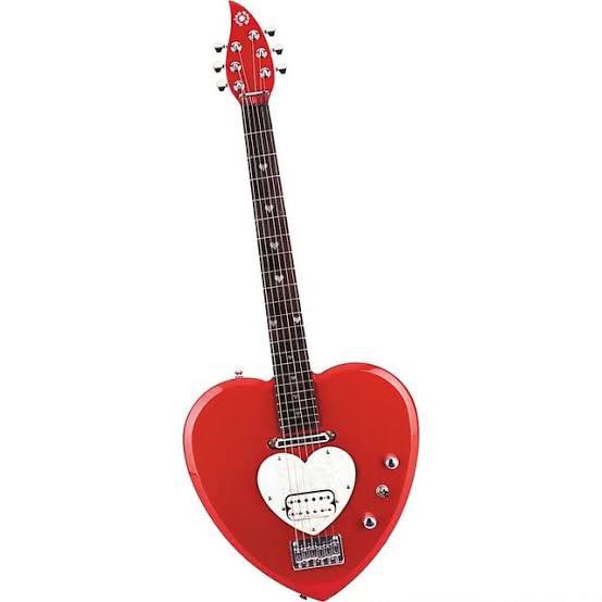 誰かこのDaisy Rock Heartbreakerギター、どこで手に入るか知ってる人