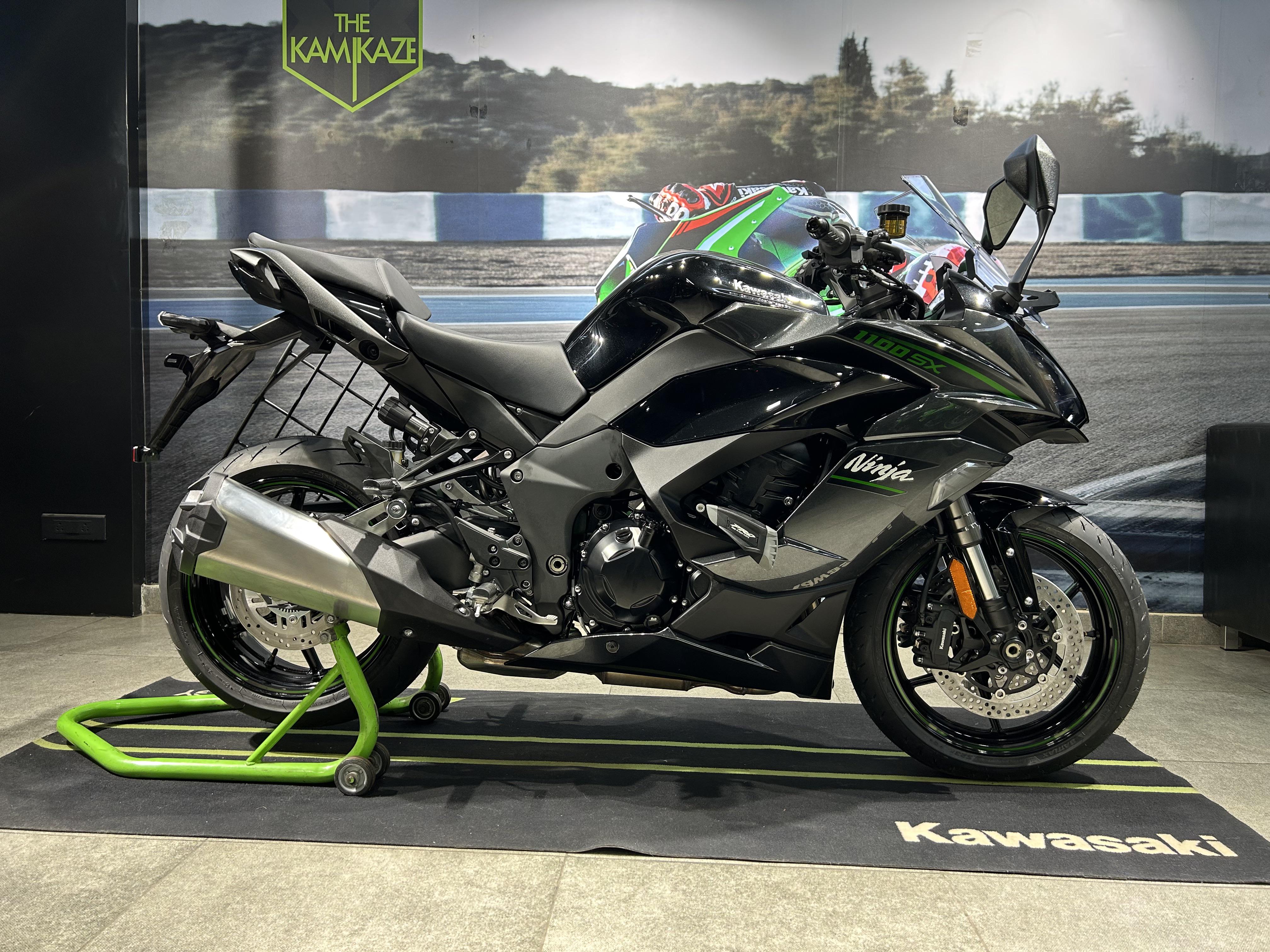 やっと新しいNinja 1100 Sx 2025を手に入れたぜ！ : r/Kawasaki