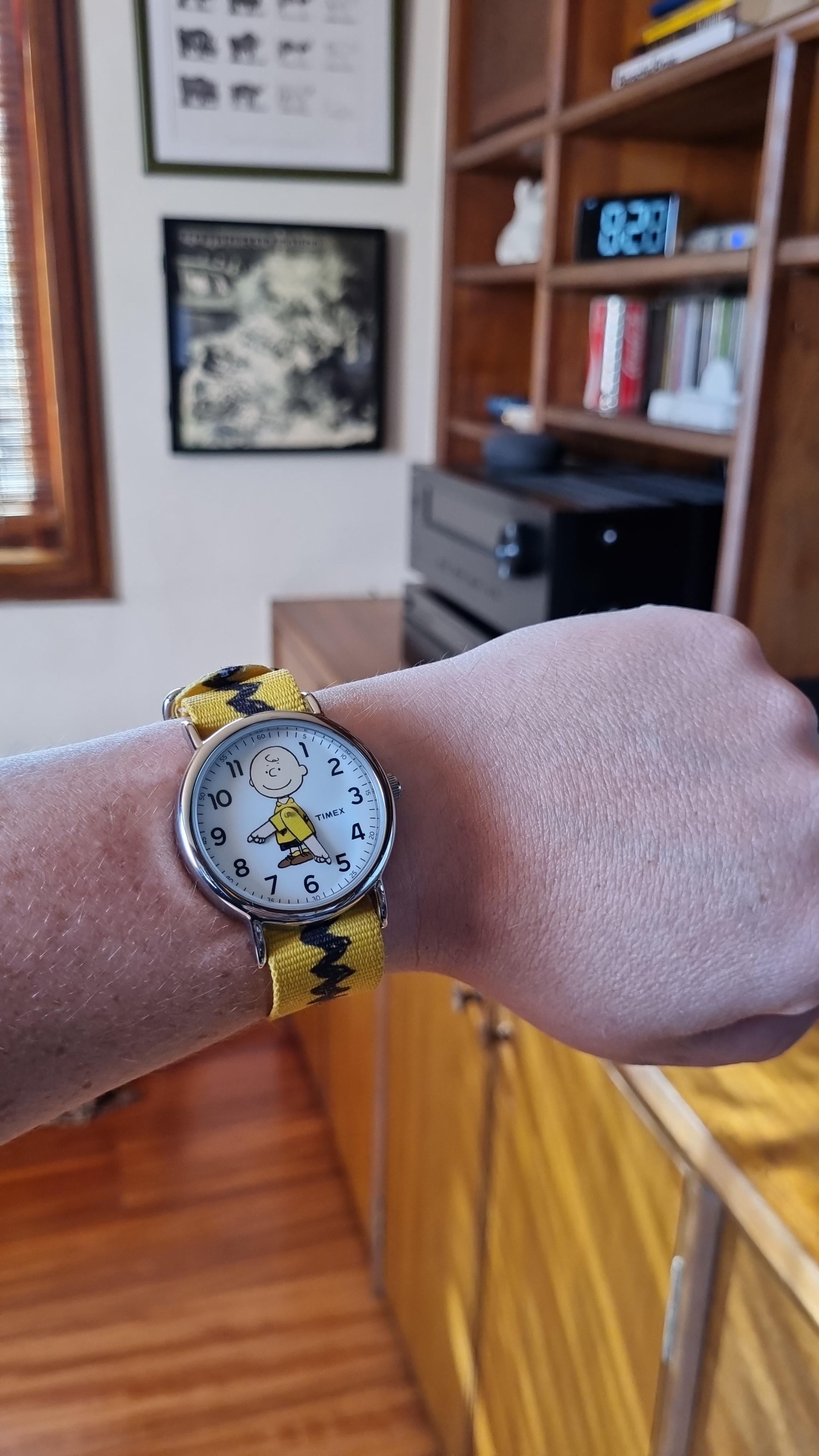 TIMEX WEEKENDER] 手首にはチャーリー・ブラウン、顔には笑顔 😊 : r