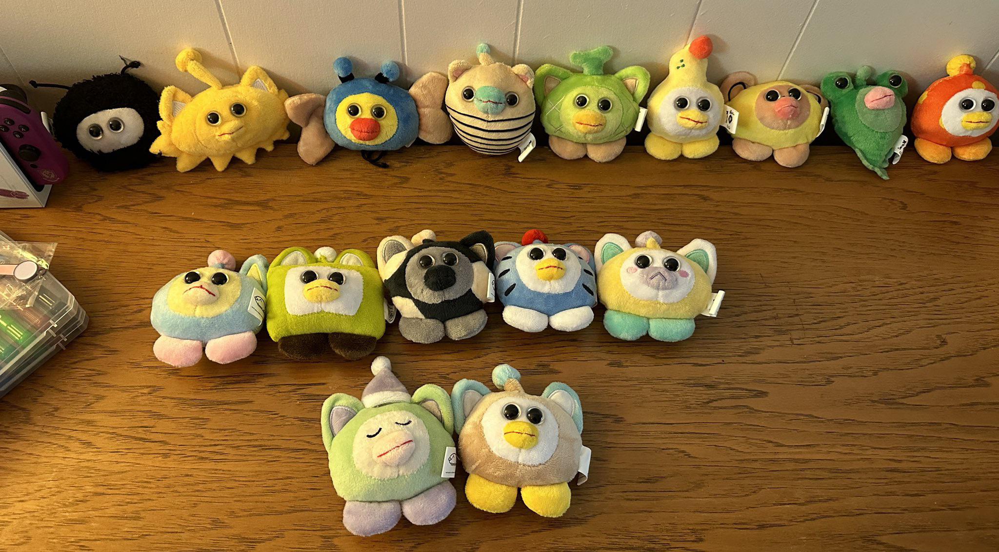 OuiOui Series3 and Series X (9/12 designs). Back left is the last